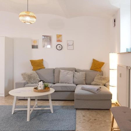 Bohnapartments Elisa - Wohlfuehlapartment Mit 2 Gratis Parkplaetzen Und 3 Schlafzimmern - Wlan - Vollausstattung Ерфурт Екстериор снимка
